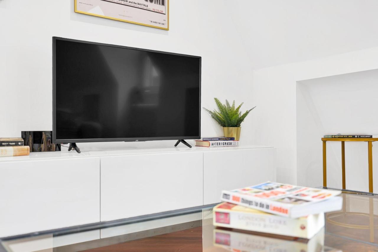 Loft Aartment Short Term & Flexible Renting Hackney With Free Wifi & Balcony * Londra